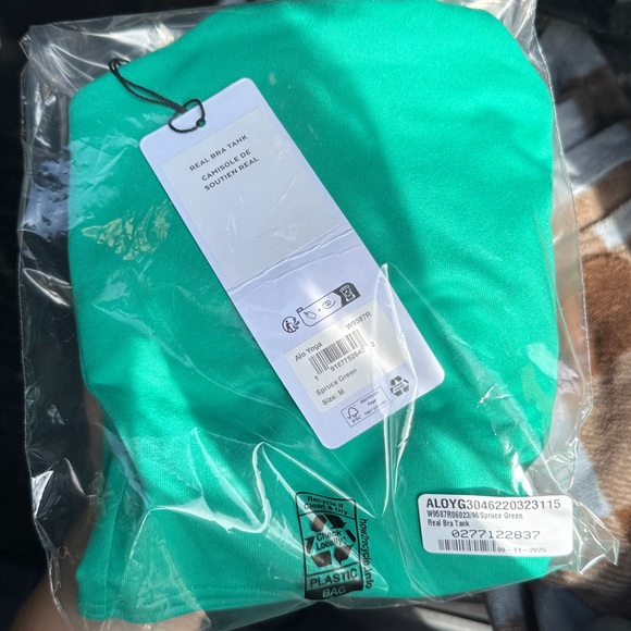 💚ALO Yoga💚 Airbrush Real Bra Tank In Spruce Green - Picture 9 of 9